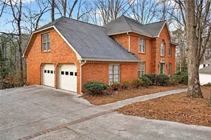 1967 Rolling House Ln NE, Marietta, GA 30068 - Photo 2