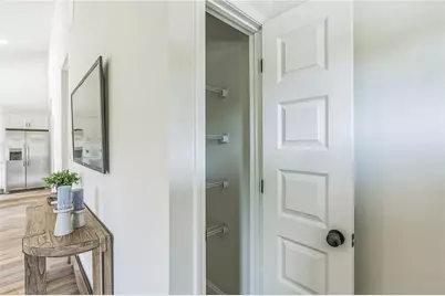 623 Hamilton E Holmes Drive NW, Atlanta, GA 30318 - Photo 26