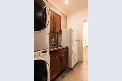 4169 Carmain Drive NE, Atlanta, GA 30342 - Photo 16