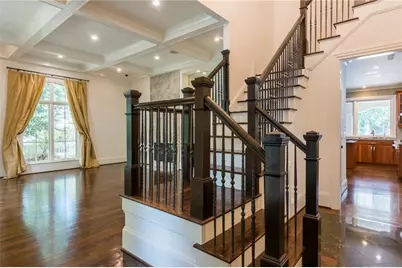 4169 Carmain Drive NE, Atlanta, GA 30342 - Photo 10
