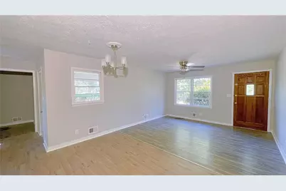 122 Barnesville Road, Griffin, GA 30224 - Photo 4