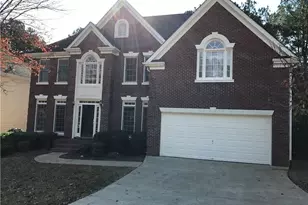 527 Huntington Downs, Alpharetta, GA 30005 - Photo 2