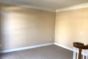 527 Huntington Downs, Alpharetta, GA 30005 - Photo 4