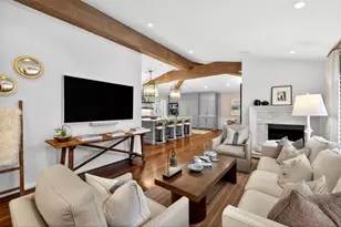 964 Buckingham Cir NW, Atlanta, GA 30327 - Photo 2