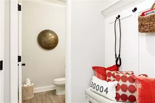 870 Leraes Way, Loganville, GA 30052 - Photo 20