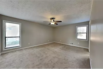 1318 E Shiloh Trail NW, Kennesaw, GA 30144 - Photo 8