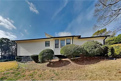 1318 E Shiloh Trail NW, Kennesaw, GA 30144 - Photo 18