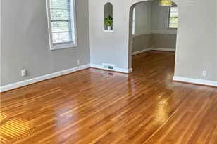 1187 Lynmoor Dr, Brookhaven, GA 30319 - Photo 2