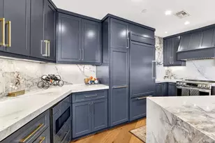 700 Park Regency Pl NE, Atlanta, GA 30326 - Photo 16