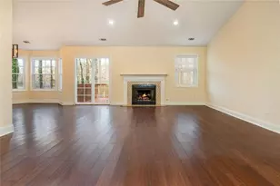 4207 Harris Ridge Ct, Roswell, GA 30076 - Photo 10