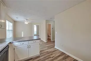 8239 Valley Bluff, Riverdale, GA 30274 - Photo 14