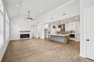 551 Pearl St, Cumming, GA 30040 - Photo 6