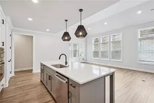 551 Pearl St, Cumming, GA 30040 - Photo 10