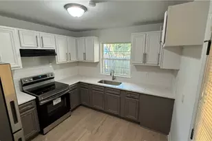 3340 Pinehill Dr, Decatur, GA 30032 - Photo 4