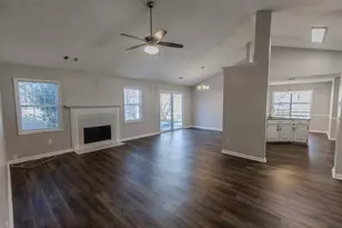 3250 Ivy Lake Dr, Buford, GA 30519 - Photo 14