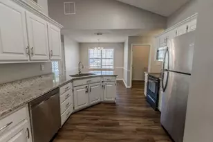 3250 Ivy Lake Dr, Buford, GA 30519 - Photo 10