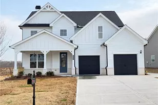 132 Classic Overlook, Homer, GA 30547 - Photo 1