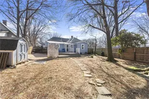 1751 Center Ave, Atlanta, GA 30344 - Photo 28