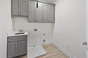 110 Via Roma, Woodstock, GA 30188 - Photo 32