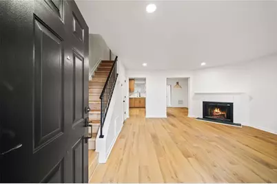 2811 Queen Anne Court, Atlanta, GA 30350 - Photo 2