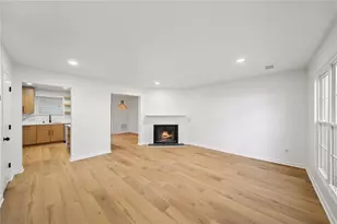 2811 Queen Anne Ct, Atlanta, GA 30350 - Photo 4