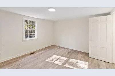 3310 E Roxboro Road NE, Atlanta, GA 30324 - Photo 32