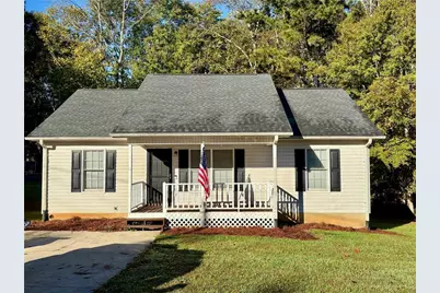 208 Maple Street S, Dawsonville, GA 30534 - Photo 1