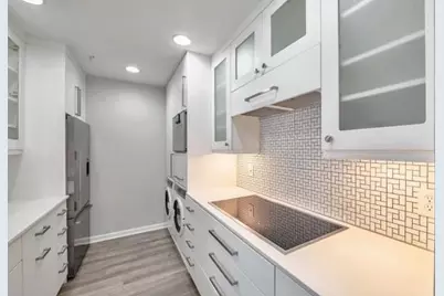 1074 Peachtree Walk NE #B504, Atlanta, GA 30309 - Photo 2