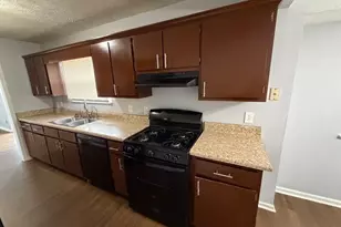 804 Emerald Forest Circle, Lawrenceville, GA 30044 - Photo 10