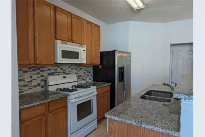 158 Haven Oak Way, Lawrenceville, GA 30044 - Photo 2