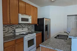 158 Haven Oak Way, Lawrenceville, GA 30044 - Photo 2