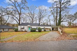 725 Matilda Pl NW, Atlanta, GA 30318 - Photo 2