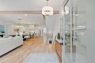 2171 James Aly, Atlanta, GA 30345 - Photo 8