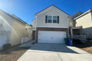 1003 Valley Rock Dr, Lithonia, GA 30058 - Photo 4