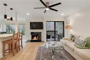 1105 Garden Ct, Atlanta, GA 30328 - Photo 2
