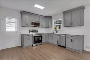 2928 Dover Dr, Duluth, GA 30096 - Photo 6