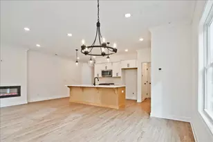 669 Sunstone Ln, Lawrenceville, GA 30043 - Photo 12