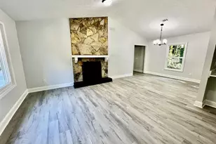 723 Inland Way, Lilburn, GA 30047 - Photo 2