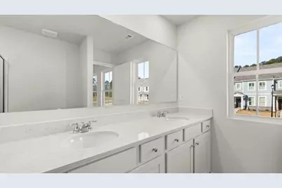 6736 Leigh Street, Flowery Branch, GA 30542 - Photo 16