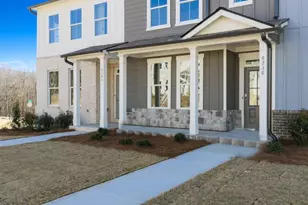 6736 Leigh St, Flowery Branch, GA 30542 - Photo 2