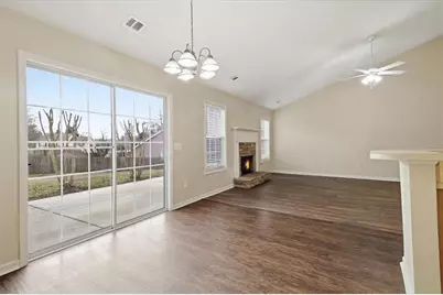 821 Beranda Circle, Douglasville, GA 30134 - Photo 12