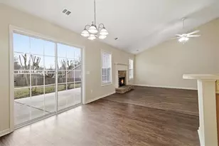 821 Beranda Cir, Douglasville, GA 30134 - Photo 12