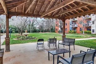 300 Johnson Ferry Road NE, Atlanta, GA 30328 - Photo 18