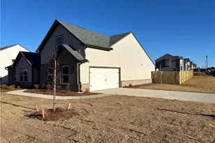 755 Rodeo Dr, Auburn, GA 30011 - Photo 2