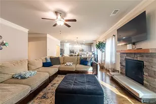 1458 Kim Mnr Wy, Lawrenceville, GA 30043 - Photo 14