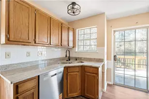 3251 Hunters Crossing Point, Lithonia, GA 30038 - Photo 6