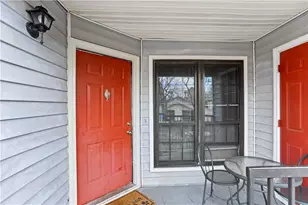 671 Windchase Ln, Stone Mountain, GA 30083 - Photo 2