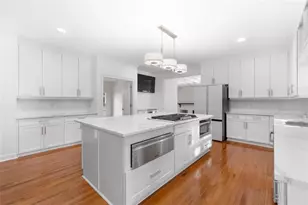 8705 River Bluff Ln, Roswell, GA 30076 - Photo 18