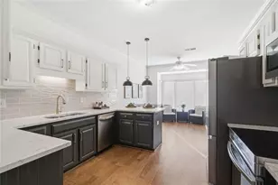 1002 Saddle Hill, Marietta, GA 30068 - Photo 6