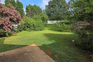 201 Thorn Berry Way, Conyers, GA 30094 - Photo 10